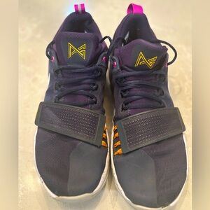 Men’s Nike Basketball PG1 “The Bait” - NAVY - size 10